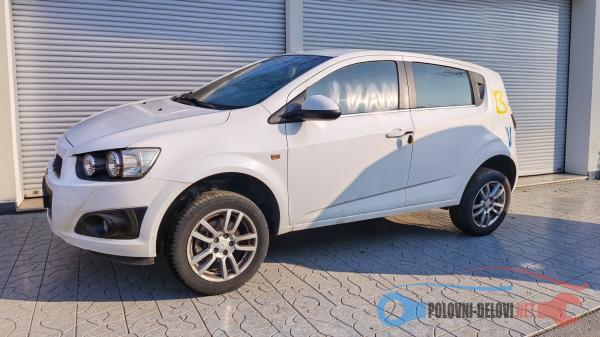 Polovni Delovi Za Chevrolet Aveo T300 Kompletan Auto U Delovima
