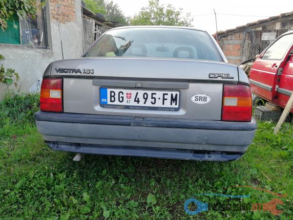 opel vectra a