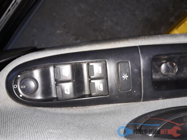 Polovni Delovi Za Peugeot 406 2.0 Hdi Kompletan Auto U Delovima Polovni Delovi Za Peugeot 406 2.0 Hdi Kompletan Auto U Delovima