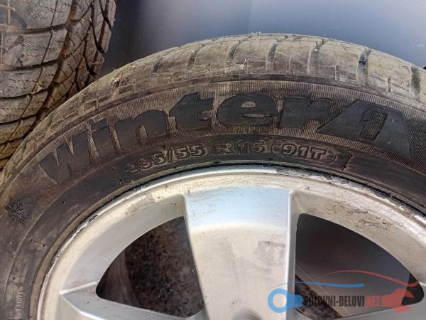 Polovni Delovi Za Peugeot 407 Razni Delovi