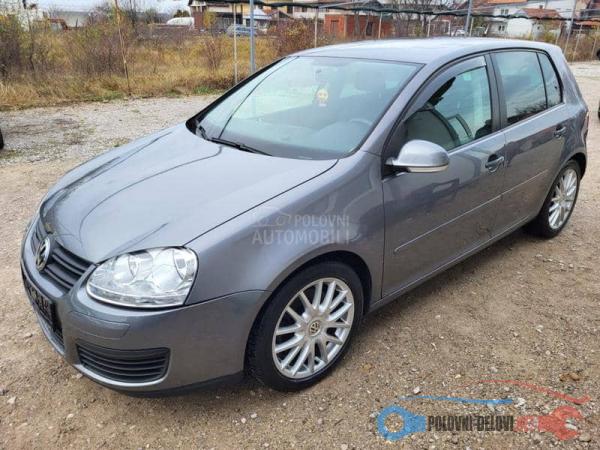 Polovni Delovi Za Volkswagen Golf 5 Kompletan Auto U Delovima
