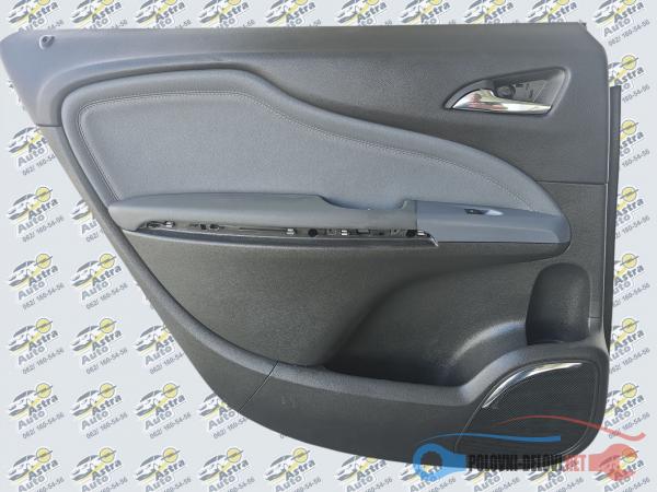 Polovni Delovi Za Opel Zafira Zafira C Tourer Enterijer