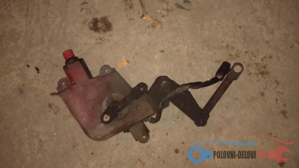 Polovni Delovi Za Mazda 323 1.6 16v Kompletan Auto U Delovima