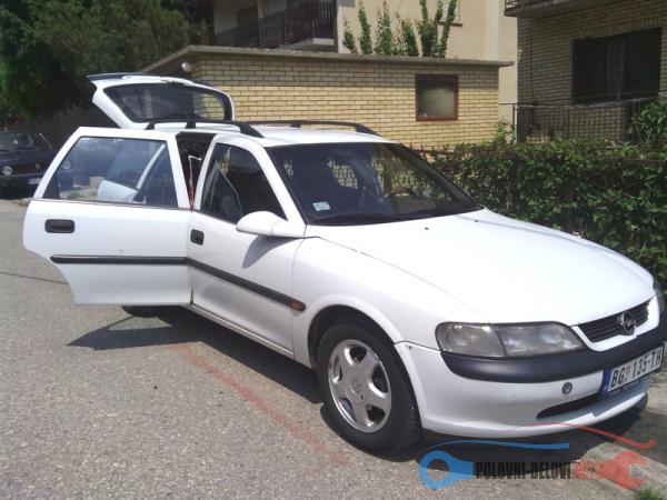 Polovni Delovi Za Opel Omega Razni Delovi