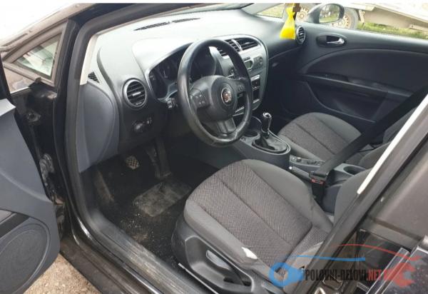 Polovni Delovi Za Seat Leon Kompletan Auto U Delovima
