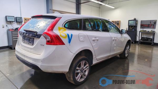 Polovni Delovi Za Volvo V60 D3 2.0d Kompletan Auto U Delovima