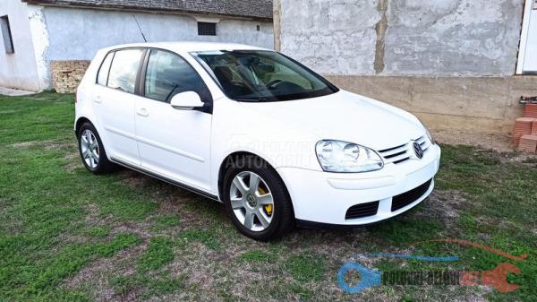 Polovni Delovi Za Volkswagen Golf 5 Kompletan Auto U Delovima