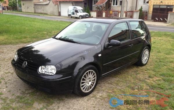 Polovni Delovi Za Volkswagen Golf 4 TDI Benzin Kompletan Auto U Delovima