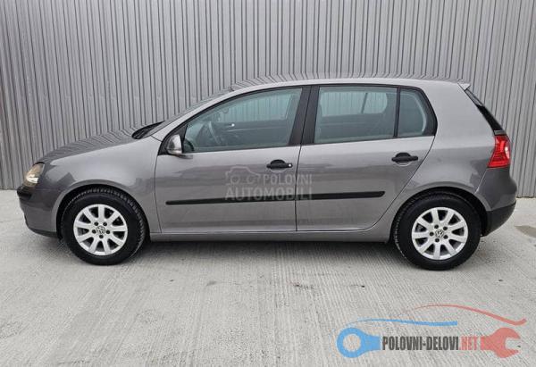 Polovni Delovi Za Volkswagen Golf 5 Kompletan Auto U Delovima