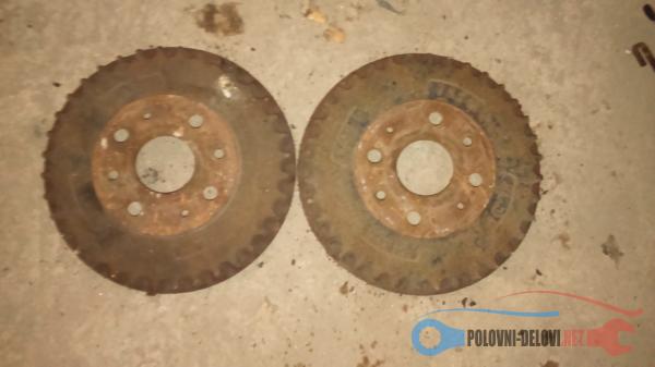 Polovni Delovi Za Mazda 323 1.6 16v Kompletan Auto U Delovima