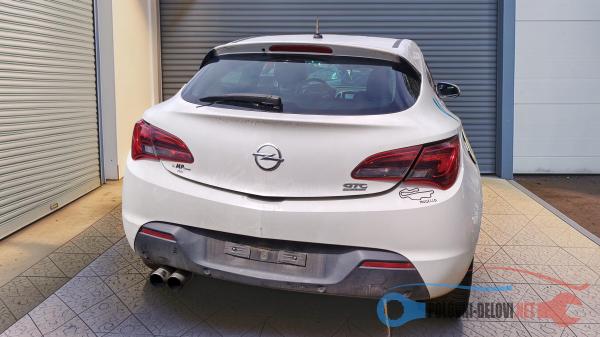 Polovni Delovi Za Opel Astra J Gtc Kompletan Auto U Delovima